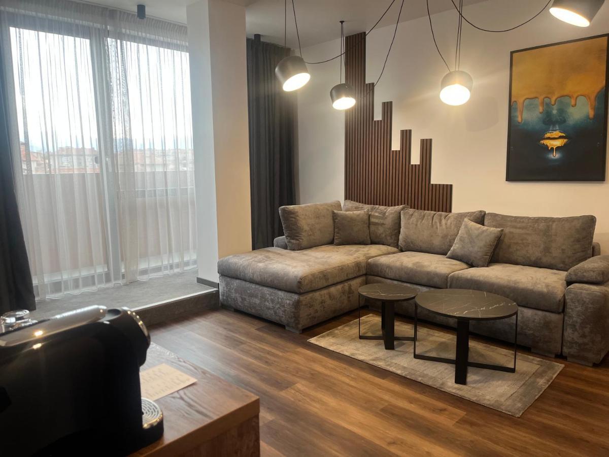 Hotel Niks Sevlievo Extérieur photo