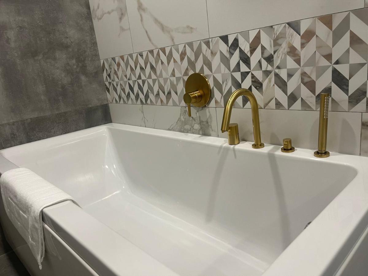 Hotel Niks Sevlievo Extérieur photo