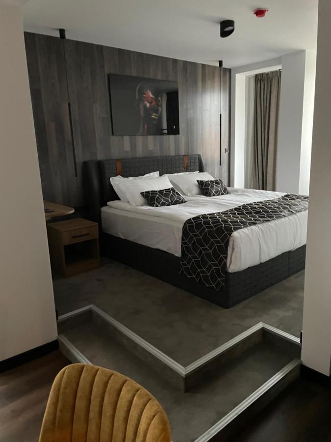 Hotel Niks Sevlievo Extérieur photo