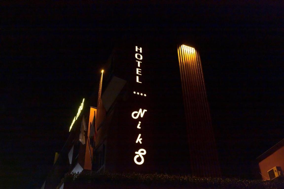Hotel Niks Sevlievo Extérieur photo